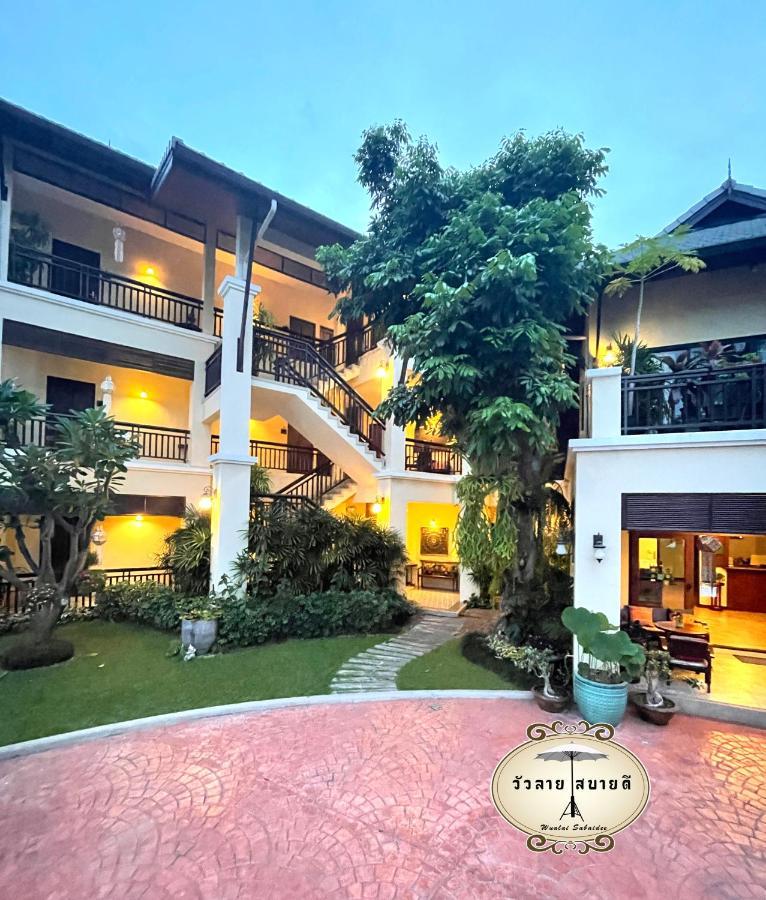 Wualai Sabaidee Bed and Breakfast Chiang Mai Exteriör bild