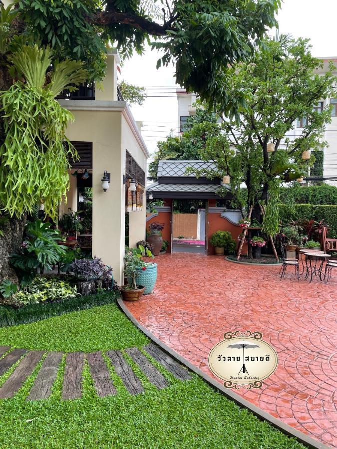 Wualai Sabaidee Bed and Breakfast Chiang Mai Exteriör bild