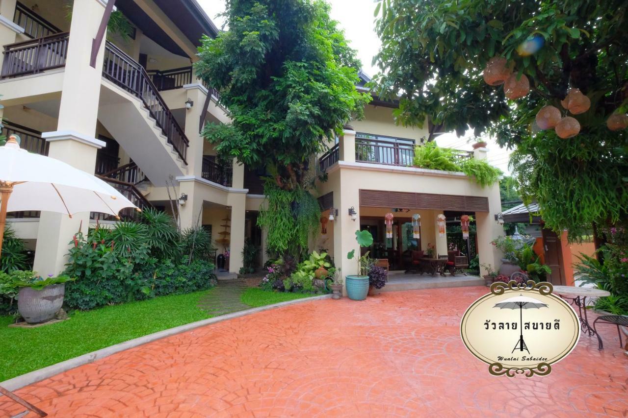 Wualai Sabaidee Bed and Breakfast Chiang Mai Exteriör bild