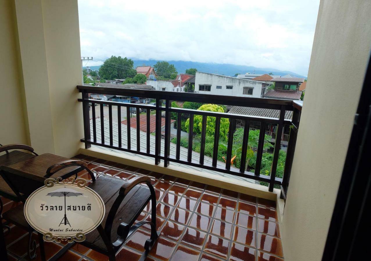 Wualai Sabaidee Bed and Breakfast Chiang Mai Exteriör bild