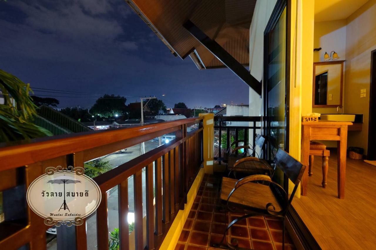 Wualai Sabaidee Bed and Breakfast Chiang Mai Exteriör bild